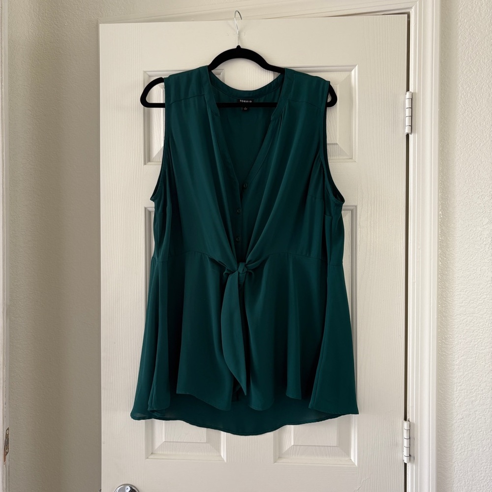 Green Sleeveless Blouse